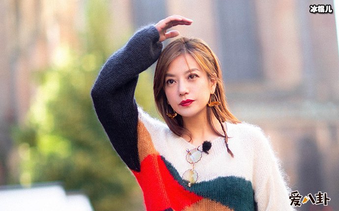 赵薇与继子感情如何