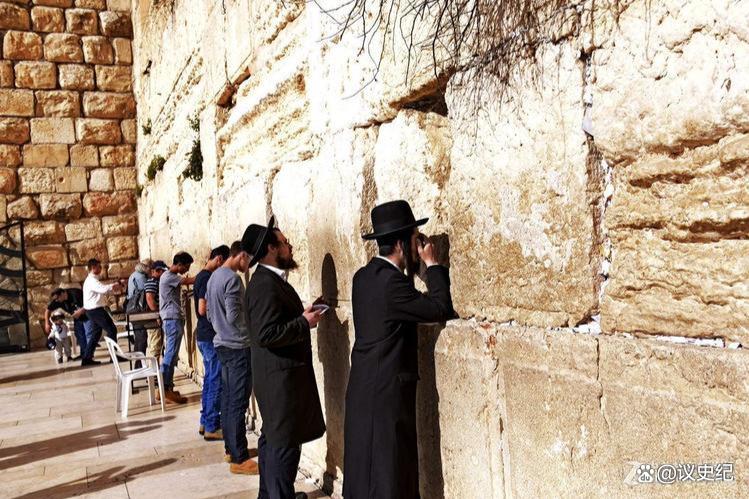 犹太人在哭墙为中国祈祷的原因是什么