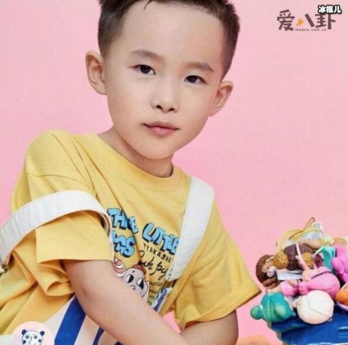 易烊千玺亲弟弟易烊昱华公开曝光