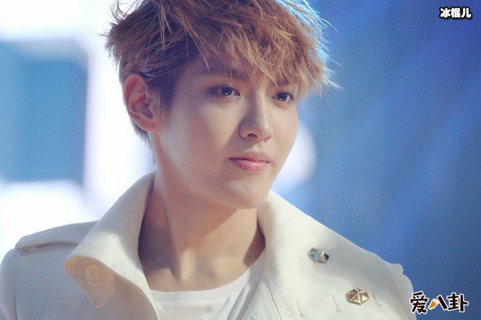 吴亦凡刷榜是真的吗