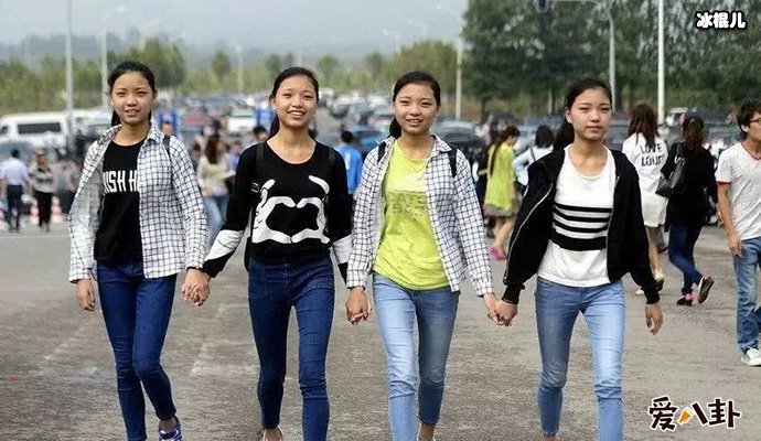 冰清玉洁四胞胎