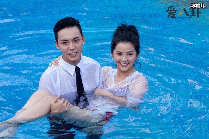 蔡卓妍陈伟霆五年感情回顾