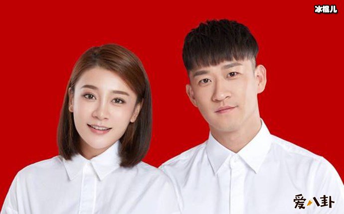 曹云金与前妻唐菀结婚照