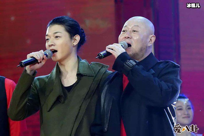 霍尊与父亲火风同台