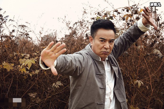 岳跃利个人资料简介