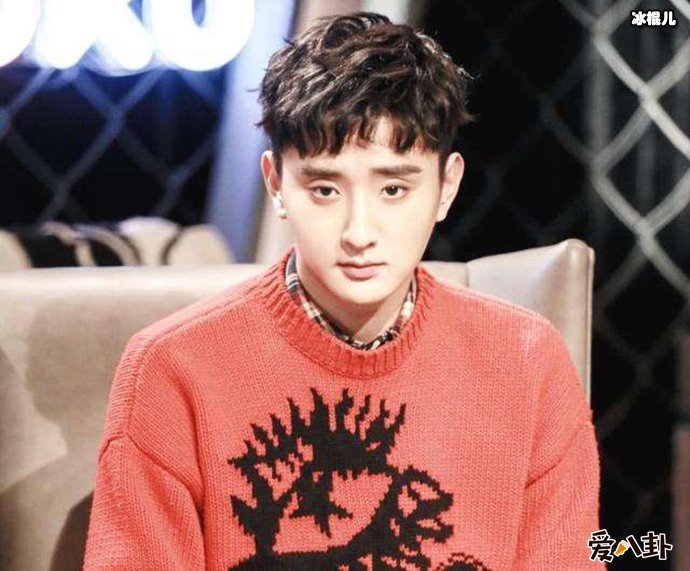 网友为何批于小彤狂妄自大?