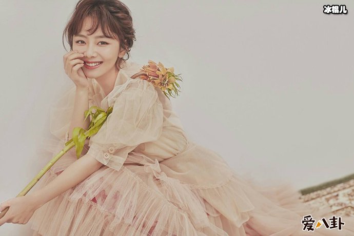 谭松韵与林俊杰的关系