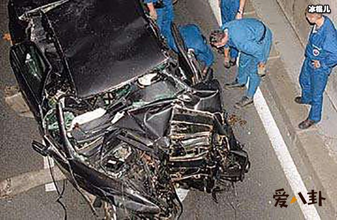 当年戴安娜王妃车祸现场