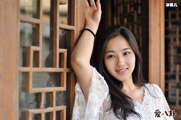 李莉娜结过几次婚