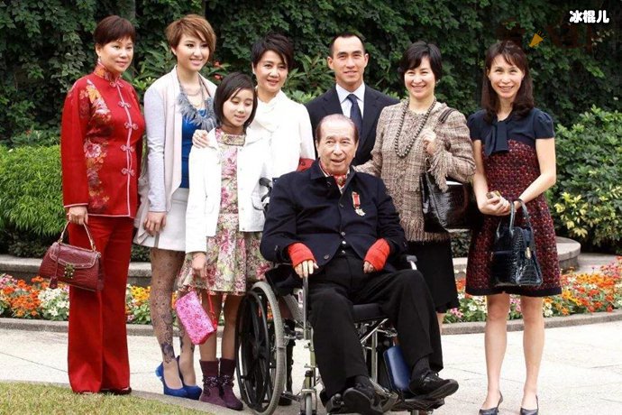 赌王过世奚梦瑶反被欺压