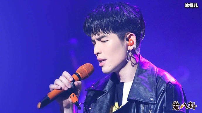 萧敬腾被叫雨神的原因