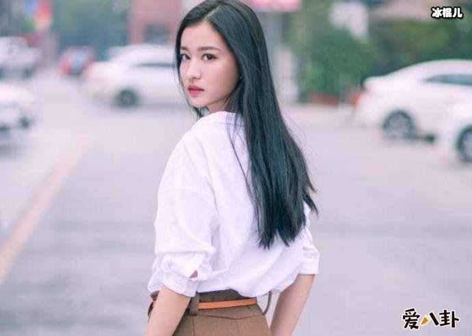 张贵妃扮演者王楚然