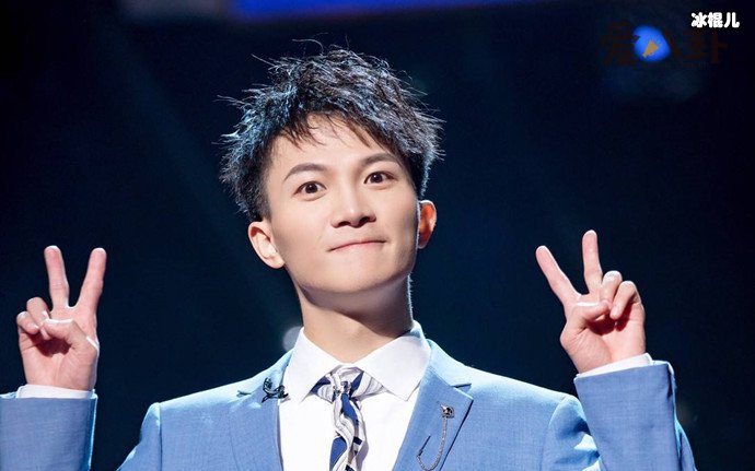 周深没认出万茜