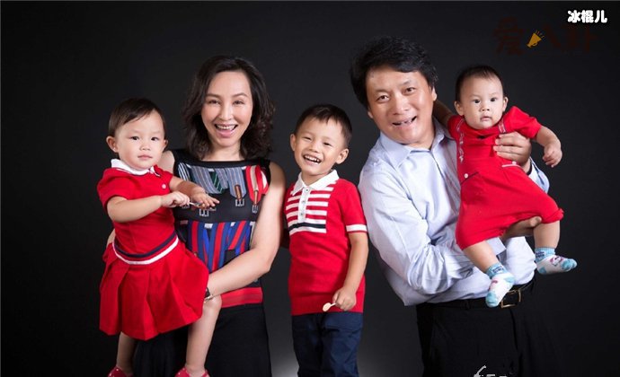 岳丽娜郭靖宇一家人