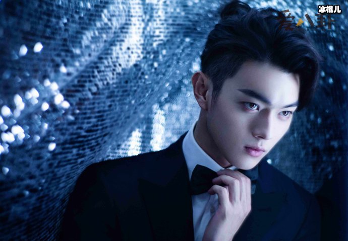 杨幂许凯姐弟恋狗血剧