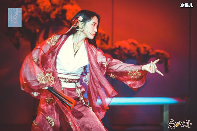 SNH48陆婷舞台照