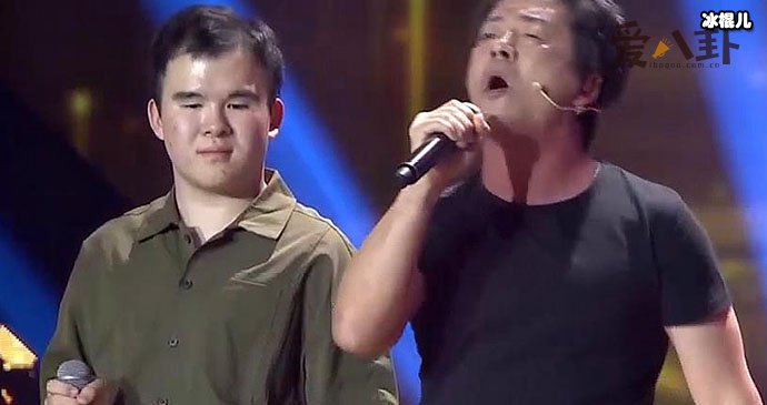 秦勇及儿子大珍珠照片