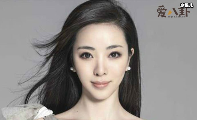 主持人李思思资料简介