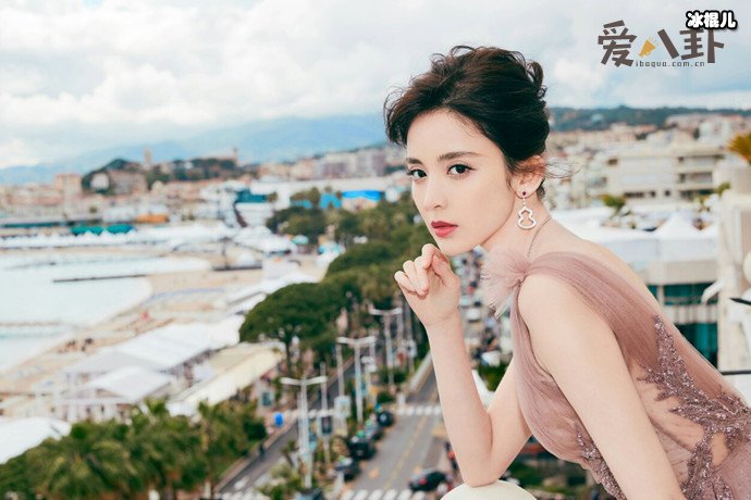 娜扎被网暴伤得体无完肤