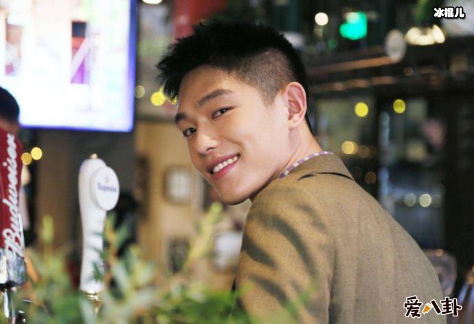 王锵个人资料吗