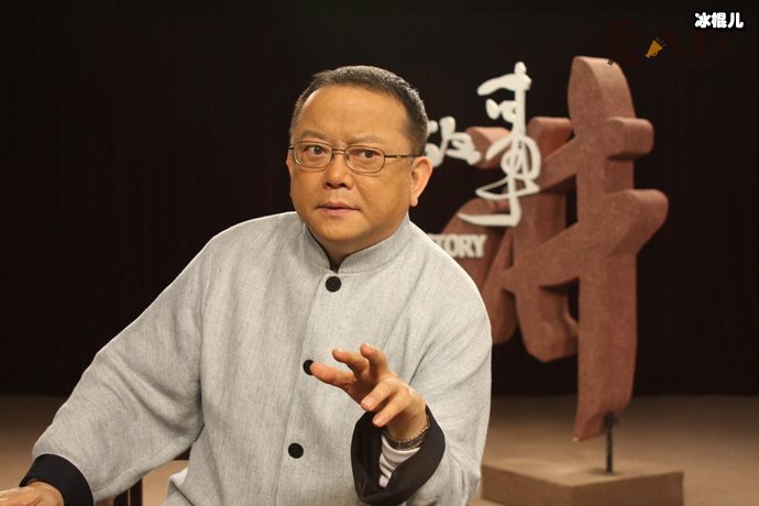 王刚三婚妻子生下儿子