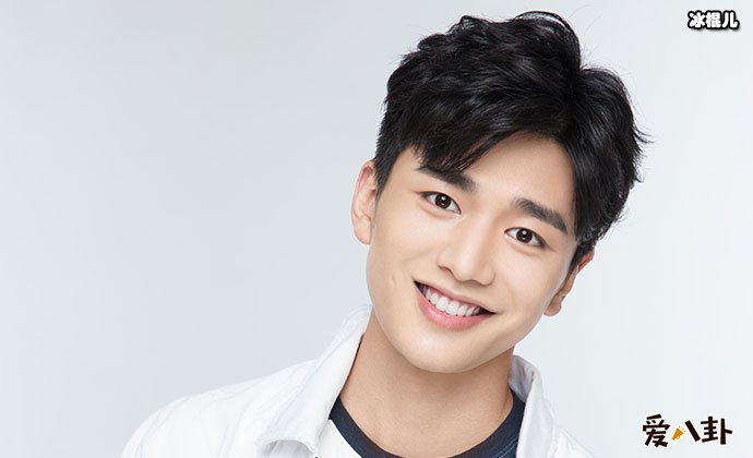 易大千女朋友是谁