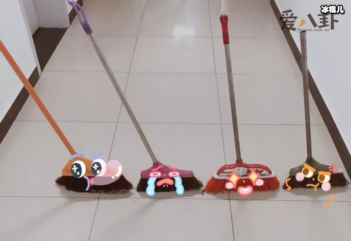 扫把站立是什么原理