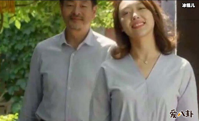 濮存昕与女儿濮方近照