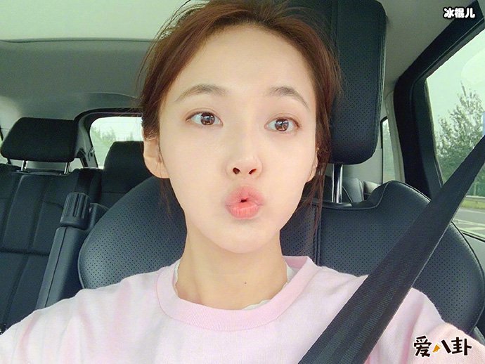 张佳宁的男友是叶祖新吗