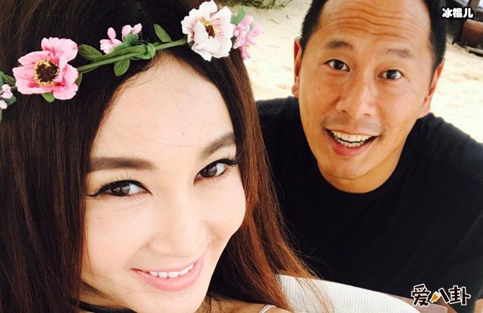 温碧霞何祖光合照