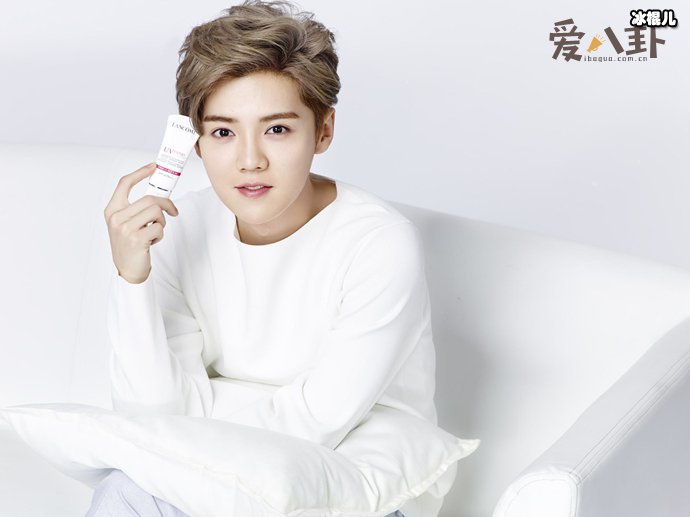 鹿晗新专辑销量被张艺兴吊打