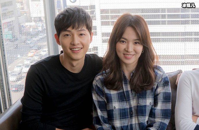 宋仲基宋慧乔生活照