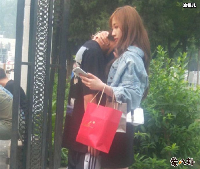 李振宁疑似恋情曝光