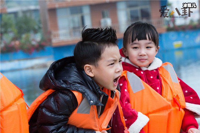 曹颖儿子和“女儿”艾米