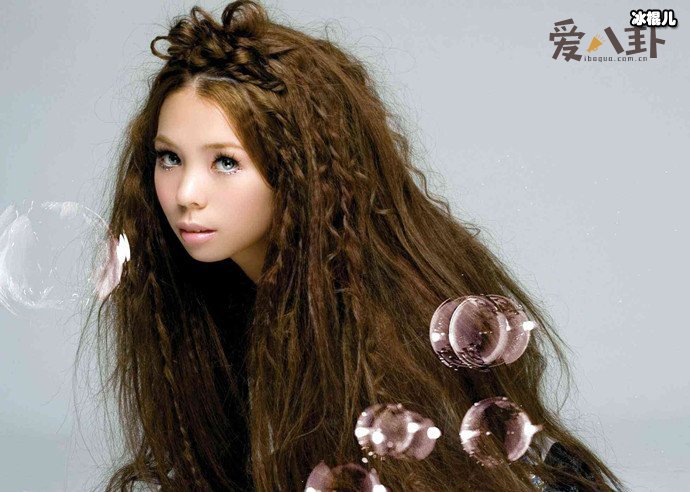 许哲佩唱过什么歌