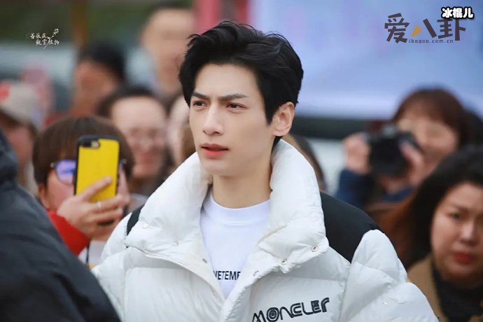 白鹿罗云熙恋情绯闻