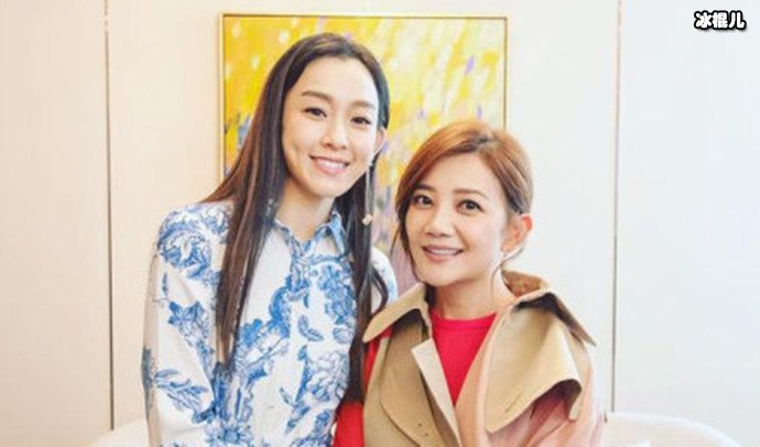 梁静茹跟好闺蜜范玮琪合照