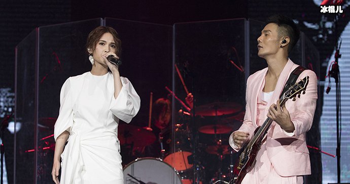 周扬青李荣浩组团去台湾