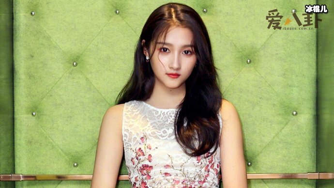 关晓彤姐姐为什么从来不曝光