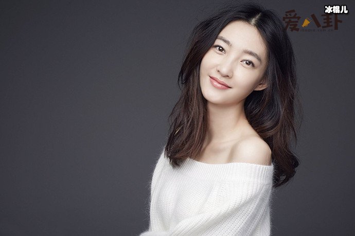 郑元畅夸王丽坤素颜有气质