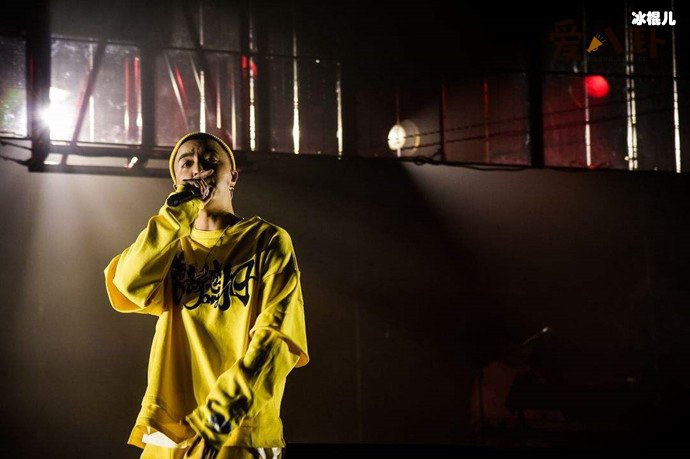 jonyj和女友复合