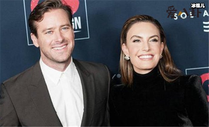 汉莫与妻子离婚