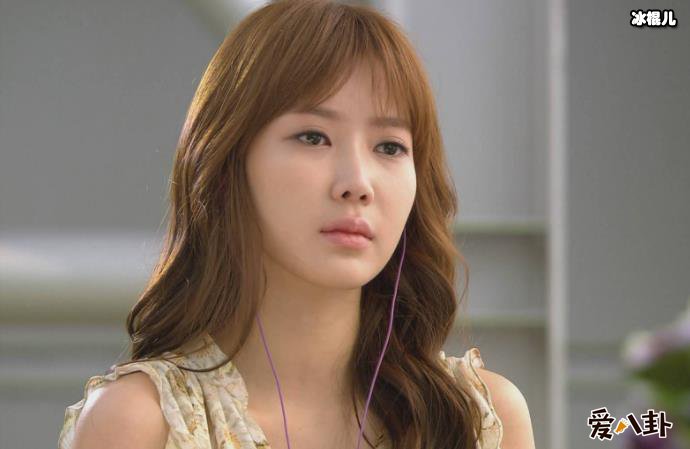 林秀香整容前后对比照