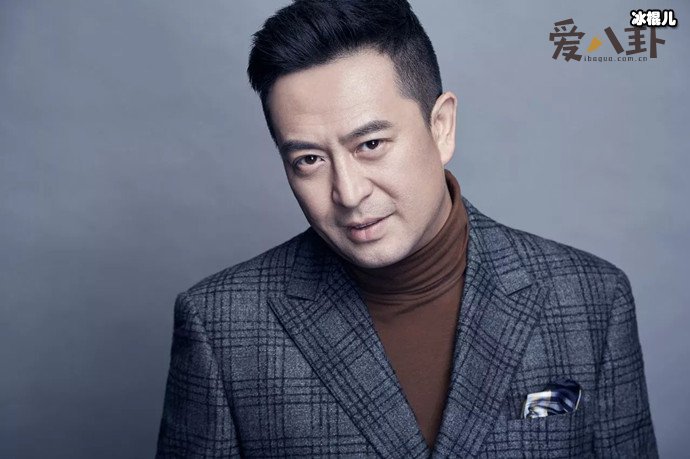 中年爆红张嘉译改名原因是什么