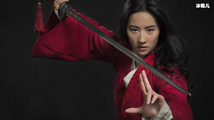 网友纷纷自荐做刘亦菲身边的工作人员