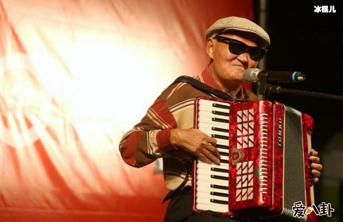 李炳辉励志形象