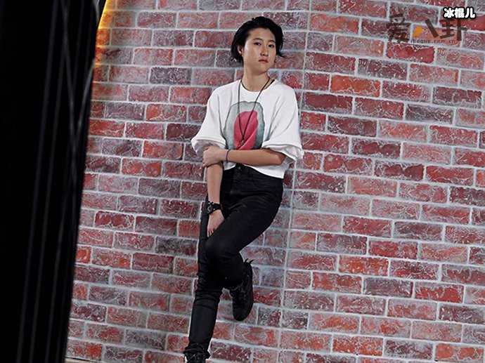 成龙不管吴卓林的2个原因