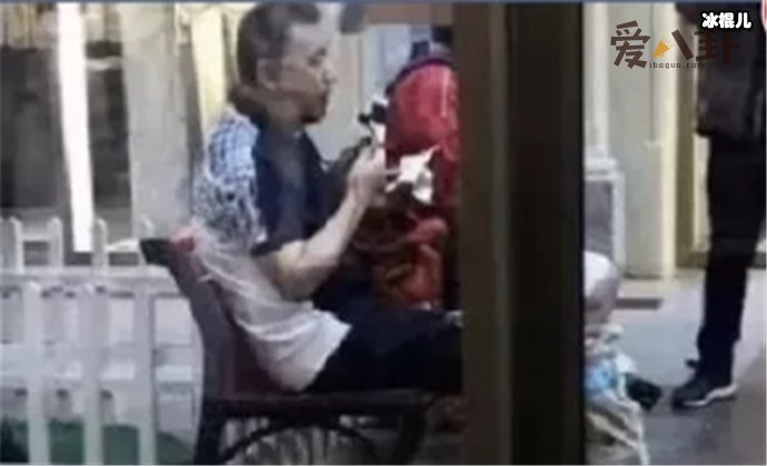 央视主播吃雪糕