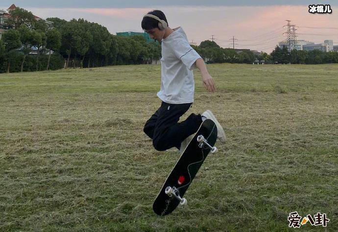 刘阳道歉回应分手