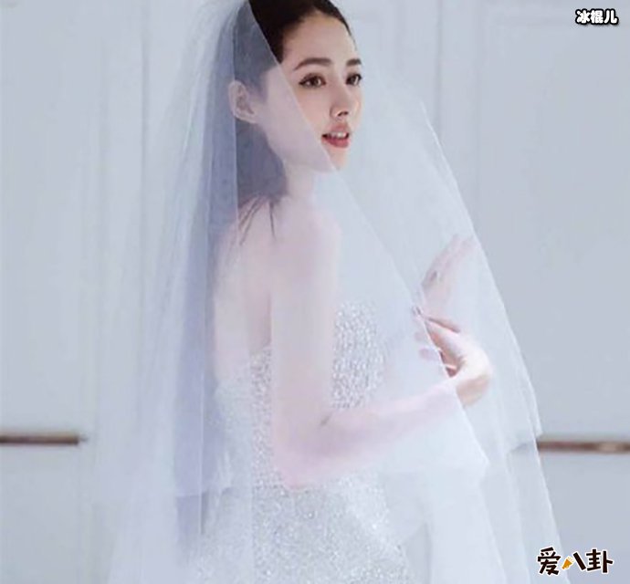 郭碧婷试婚纱与向佐好事将近